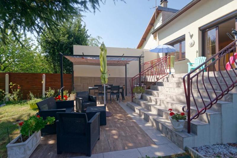 Maison - 151 m² - 6 pièces