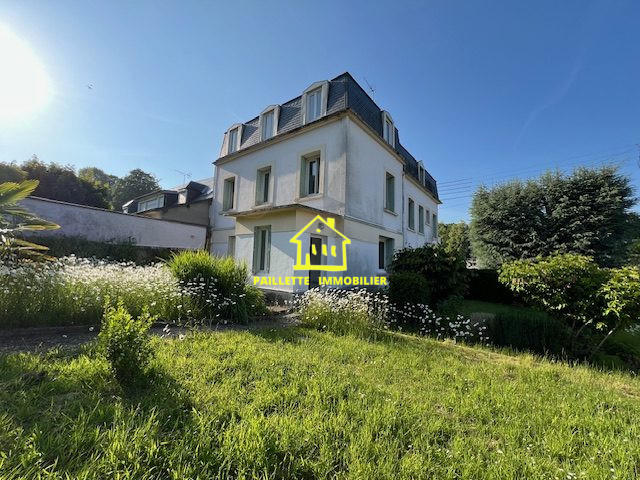 Maison ancienne - 173 m² - 7 pièces