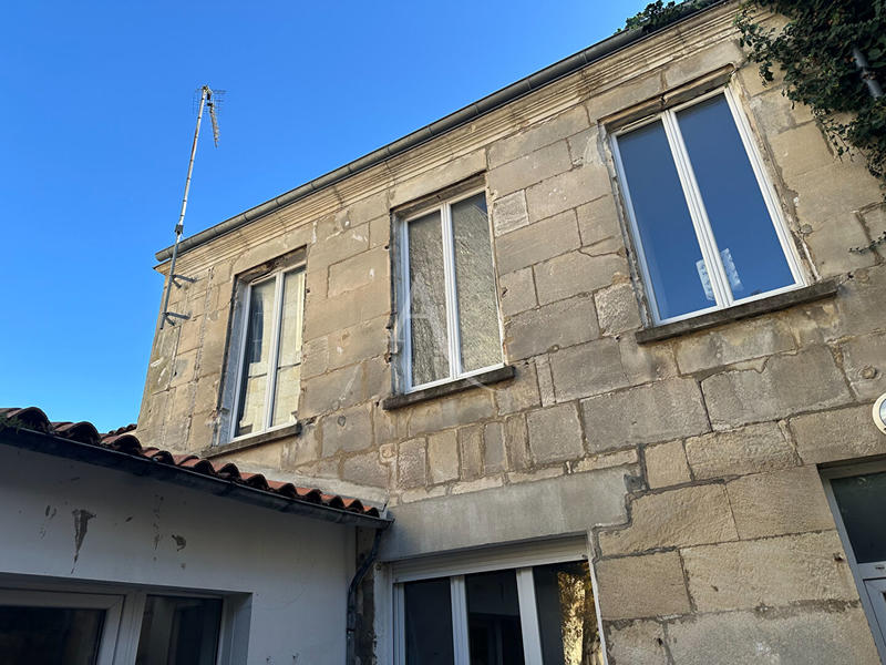 Immeuble - 19 pièces