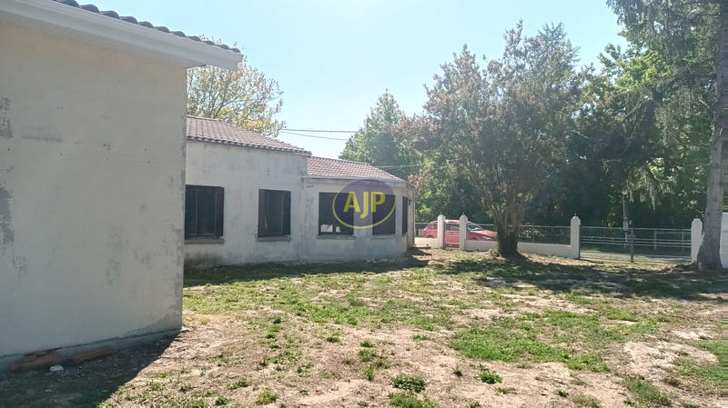 Maison - 268 m² - 7 pièces