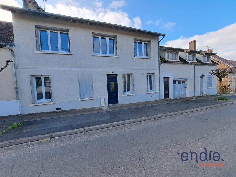 Maison - 89 m² - 4 pièces