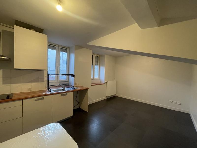 Studio - 33 m² - 1 pièce