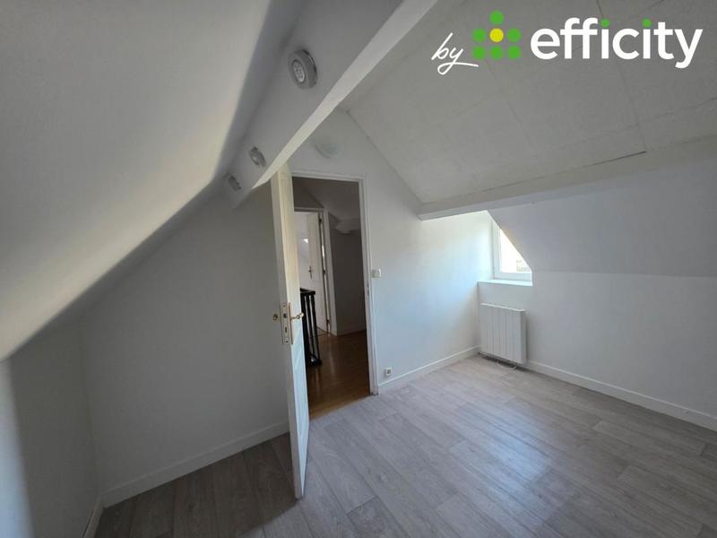 Maison - 64 m² - 4 pièces