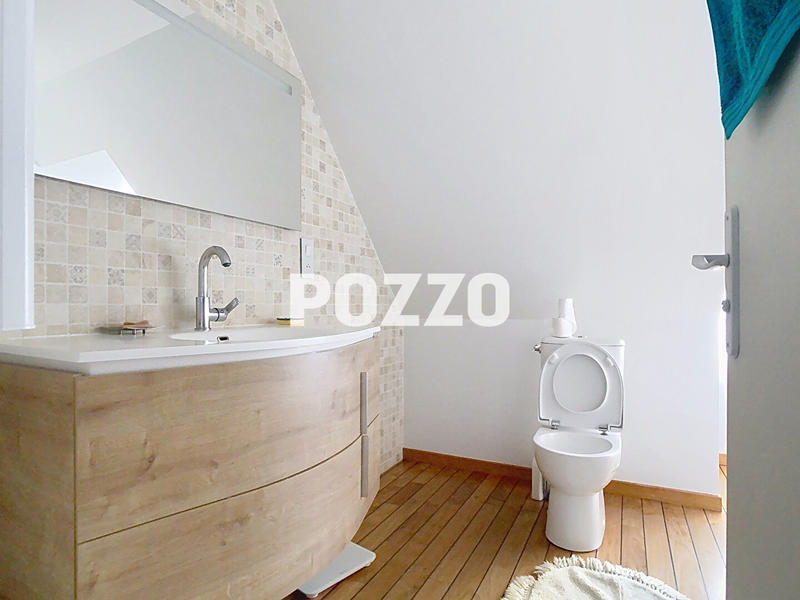 Maison - 166 m² - 6 pièces