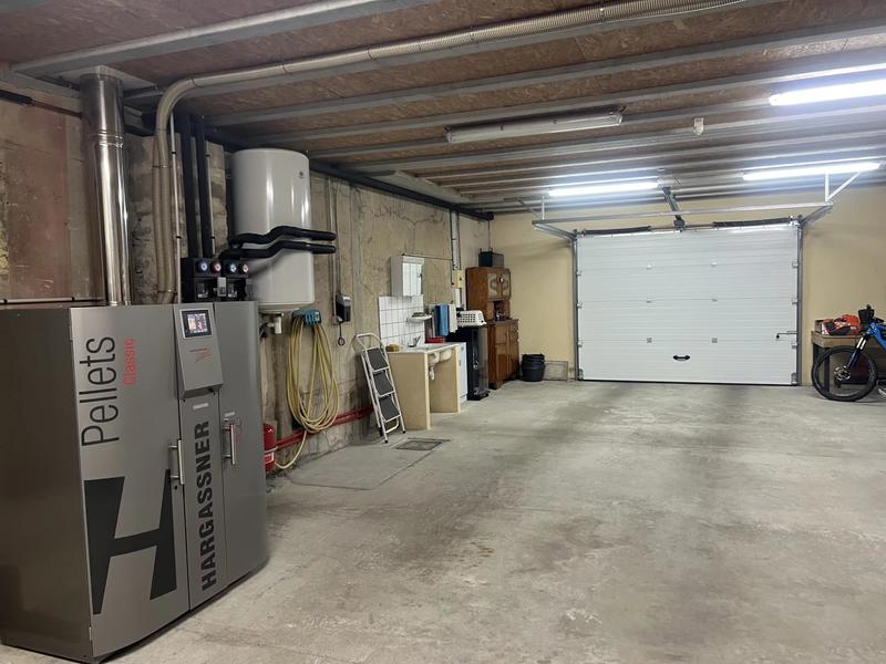 Maison - 170 m² - 8 pièces