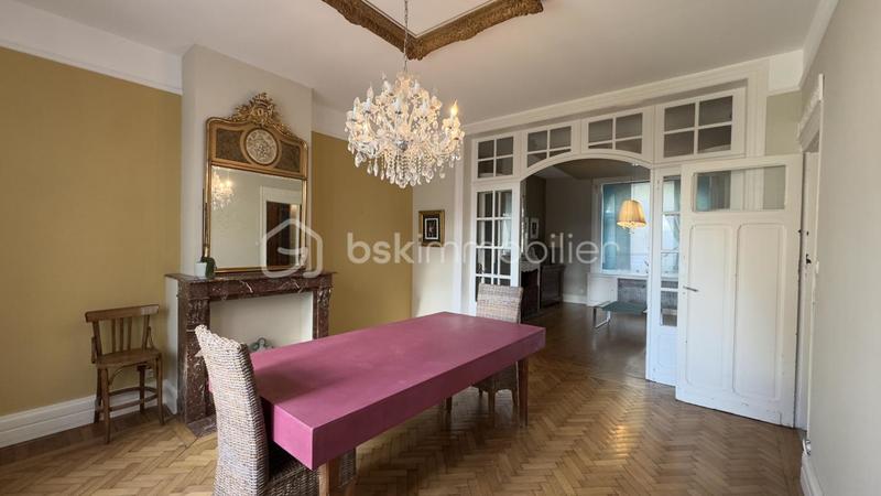 Maison de maîtres - 180 m² - 6 pièces