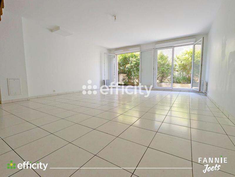 Maison - 98 m² - 5 pièces