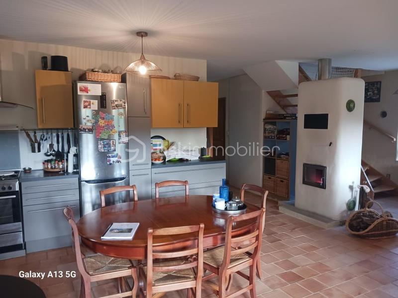 Propriété - 212 m² - 8 pièces