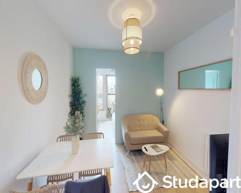 Chambre - 80 m² - 1 pièce