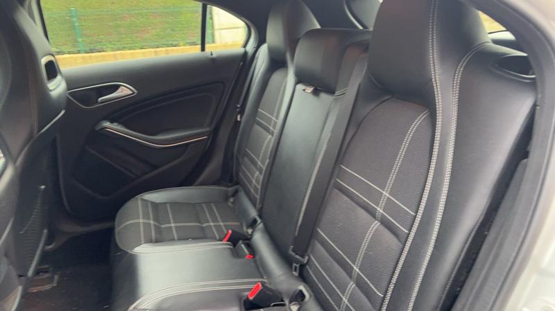 Mercedes Classe a 180 122 Sensation