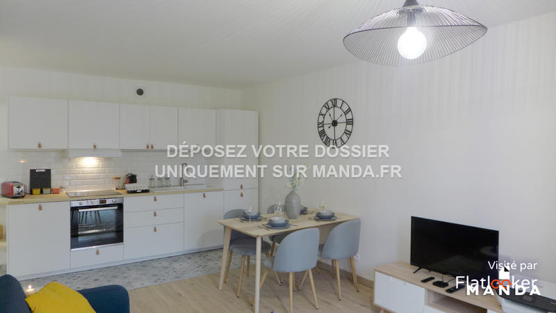 Chambre - 10 m² - 4 pièces