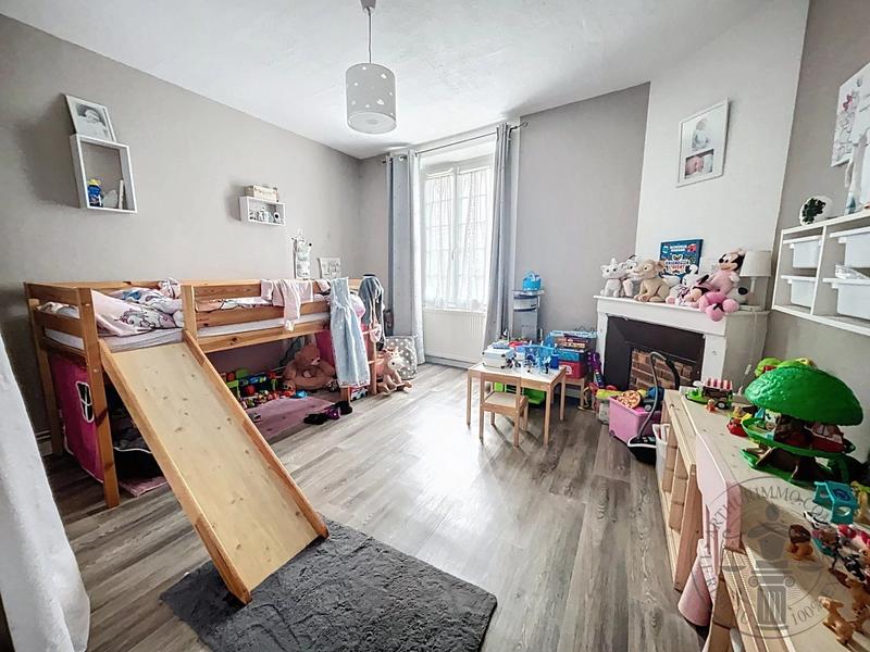 Maison - 136 m² - 6 pièces