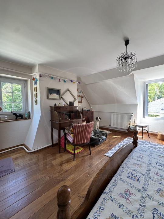 Maison - 163 m² - 6 pièces