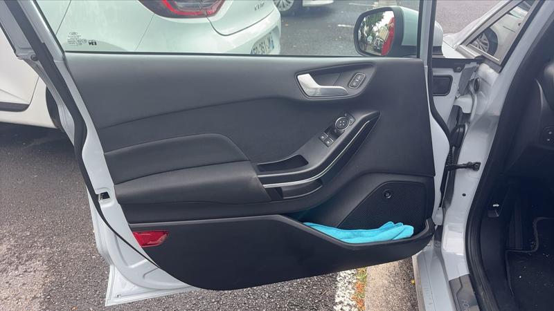 Ford Fiesta VI 1.5 t EcoBoost 200 St - Entretien constructeur