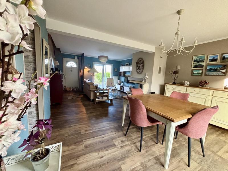 Maison - 107 m² - 6 pièces