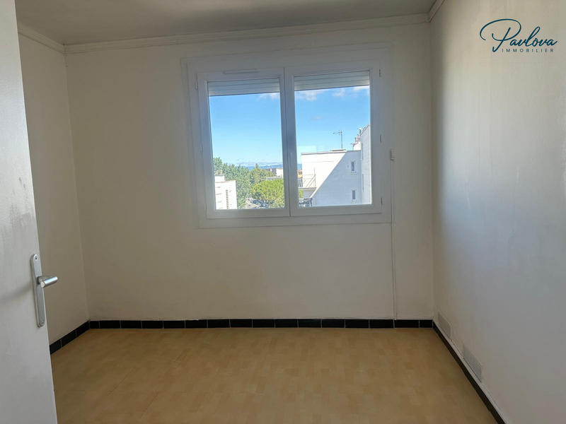 Appartement - 64 m² - 1 pièce