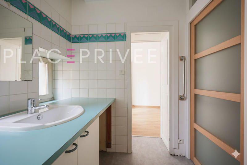 Appartement - 70 m² - 3 pièces