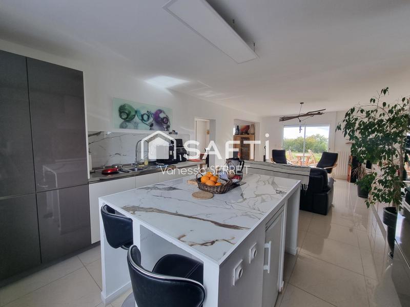 Maison - 160 m² - 6 pièces