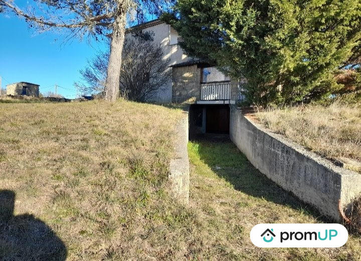 Villa - 220 m² - 8 pièces