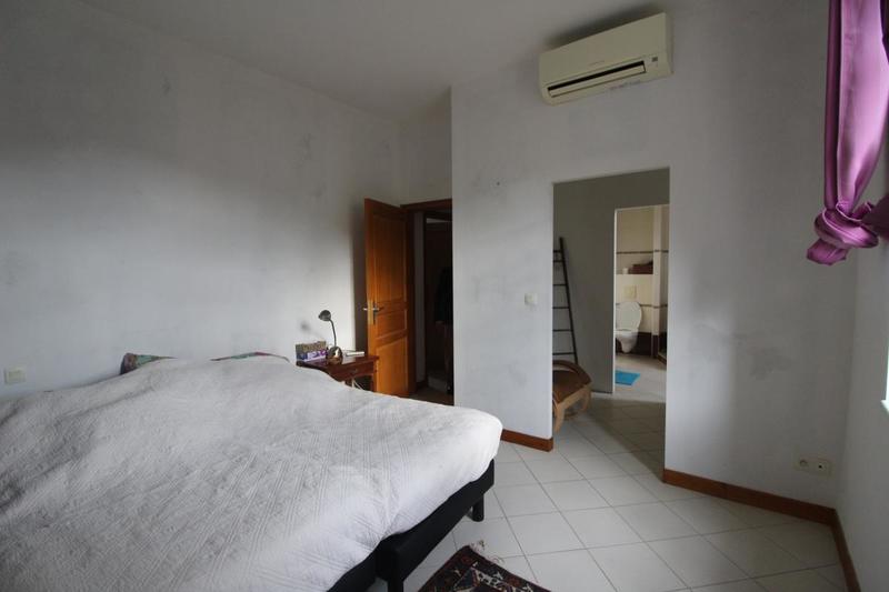 Propriété - 304 m² - 9 pièces