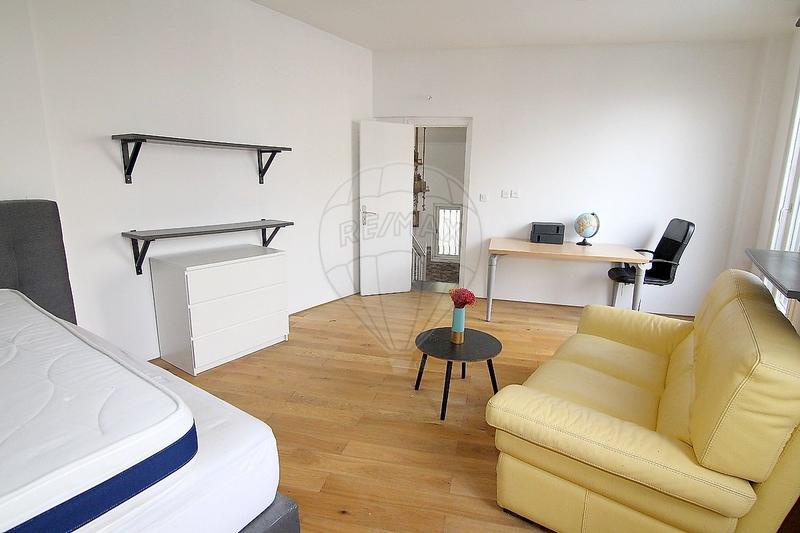 Maison - 77 m² - 4 pièces