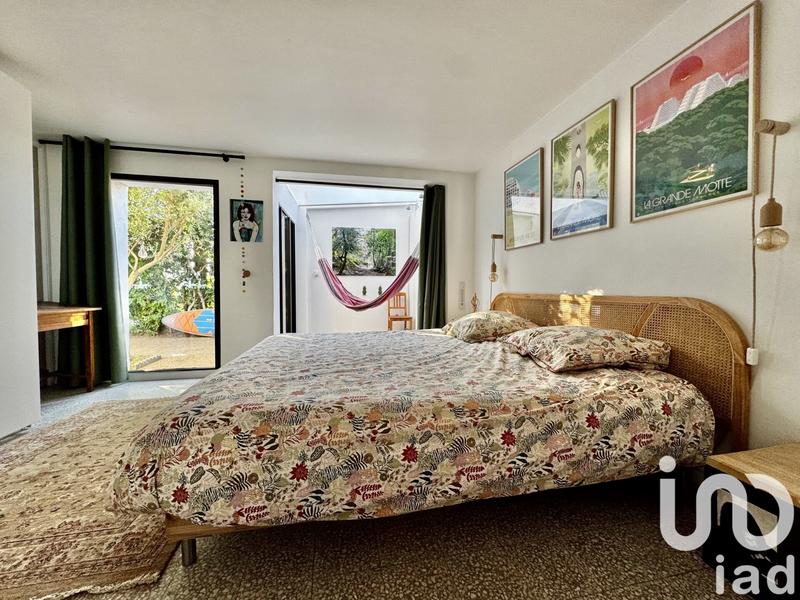 Maison - 180 m² - 8 pièces