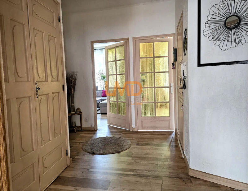 Appartement - 123 m² - 5 pièces