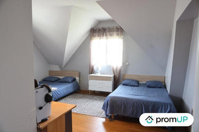 Maison contemporaine - 221 m² - 6 pièces