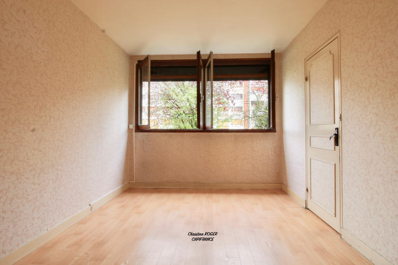 Appartement - 92 m² - 5 pièces