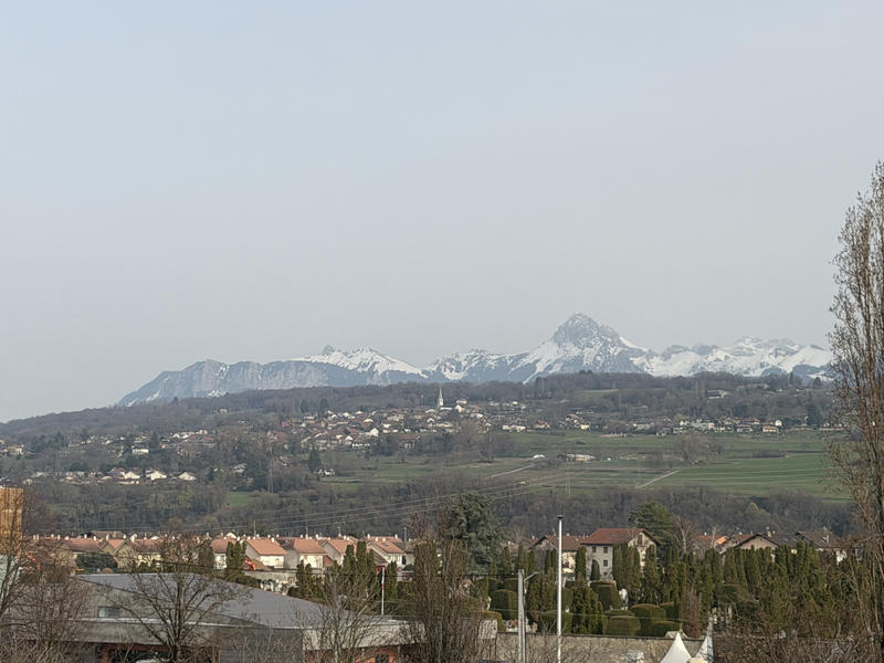 Appartement - 75 m² - 3 pièces