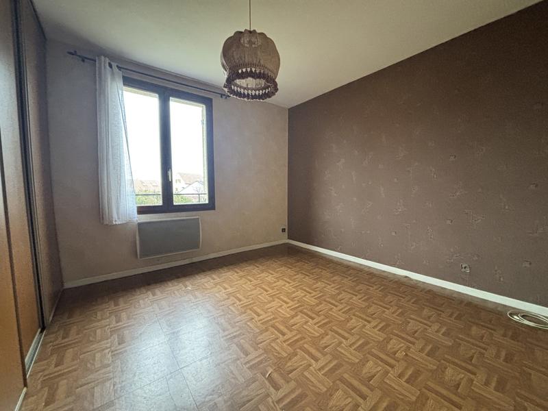 Maison - 99 m² - 5 pièces