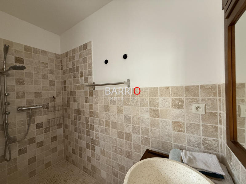 Maison traditionnelle - 181 m² - 6 pièces