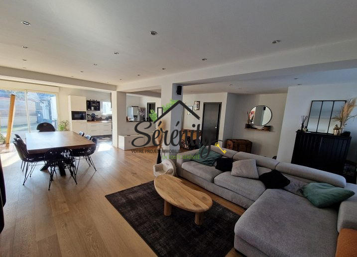 Maison - 135 m² - 6 pièces