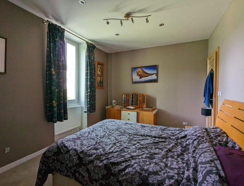 Maison en pierre - 260 m² - 8 pièces