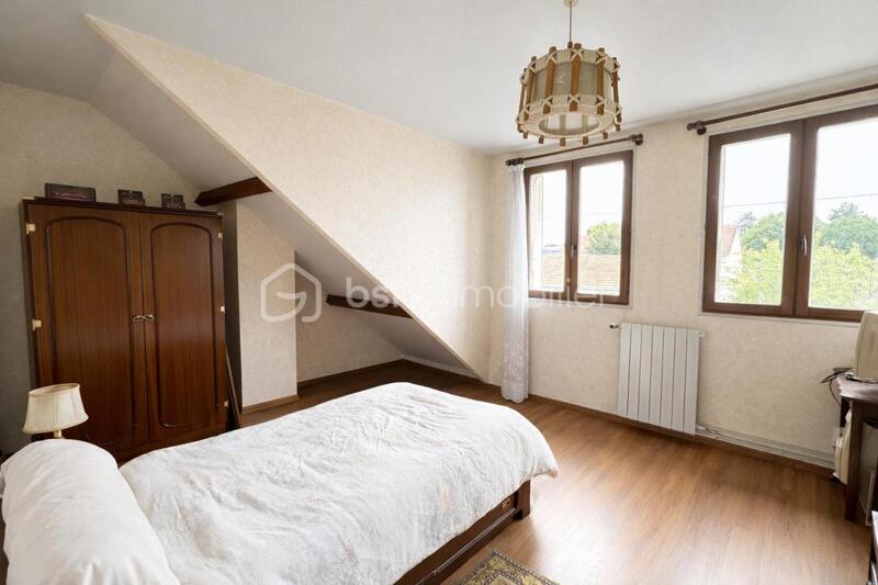 Maison - 160 m² - 7 pièces