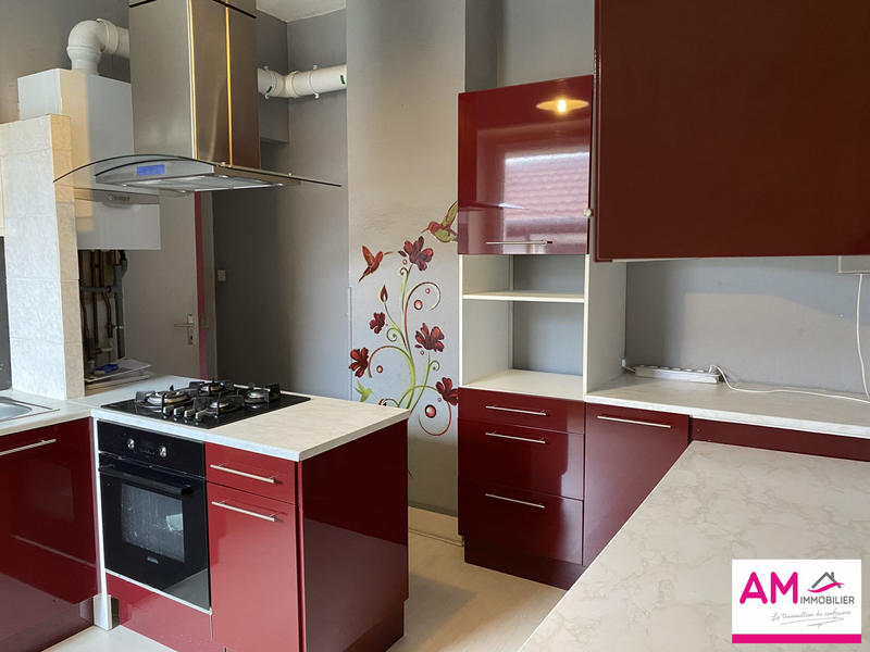 Appartement - 100 m² - 6 pièces