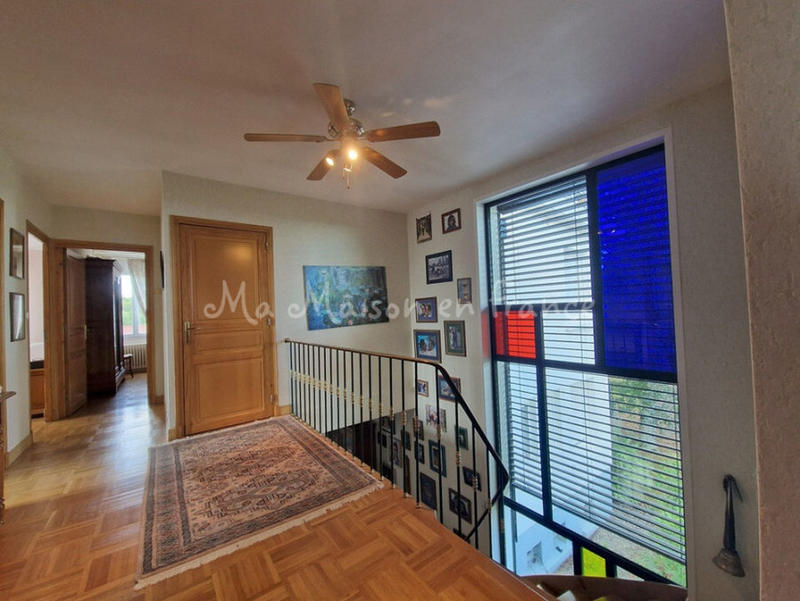 Maison - 350 m² - 13 pièces