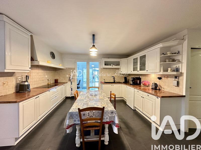 Maison - 193 m² - 6 pièces