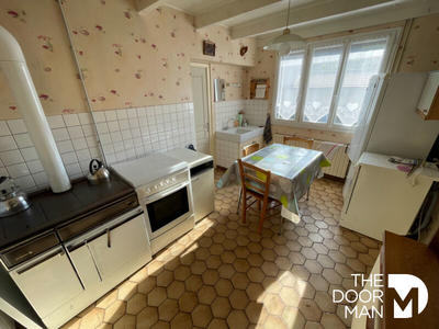 Maison - 93 m² - 4 pièces