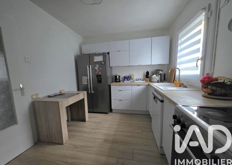 Maison - 90 m² - 5 pièces