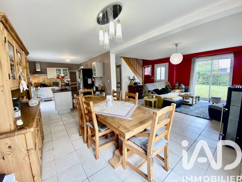 Maison - 88 m² - 5 pièces