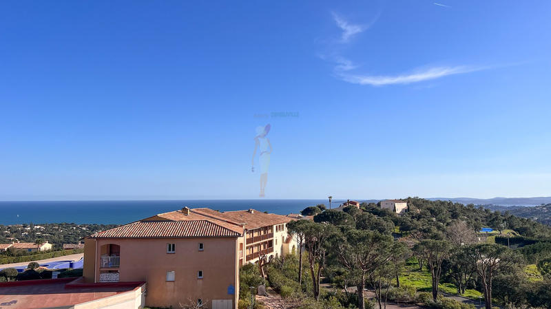 Appartement - 42 m² - 3 pièces