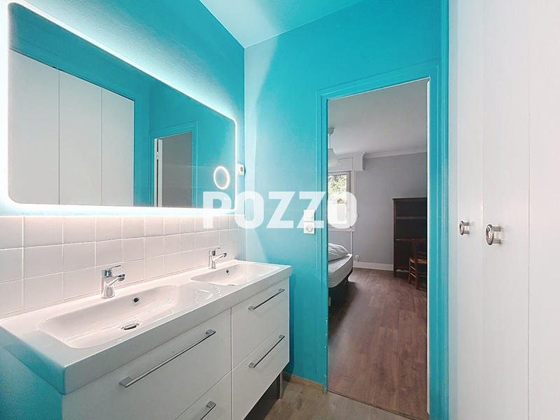 Appartement - 84 m² - 3 pièces