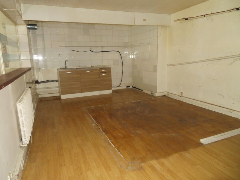 Local commercial - 114 m² - 2 pièces