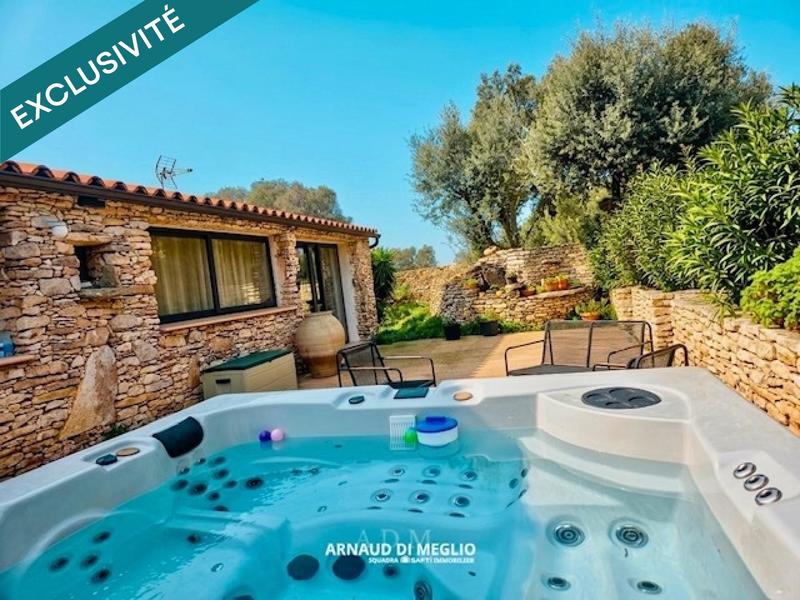 Maison - 121 m² - 4 pièces