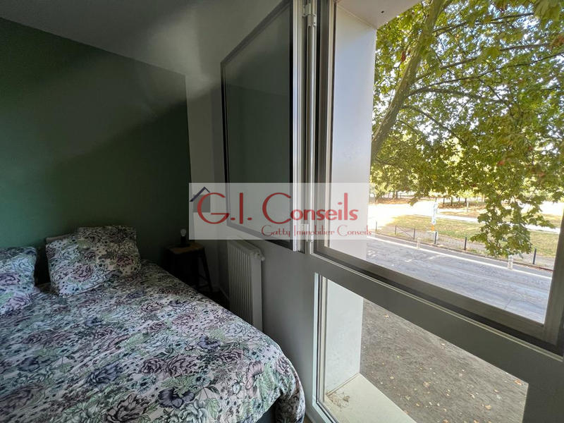 Appartement - 87 m² - 5 pièces