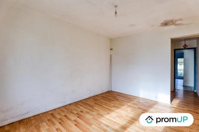 Maison - 270 m² - 7 pièces