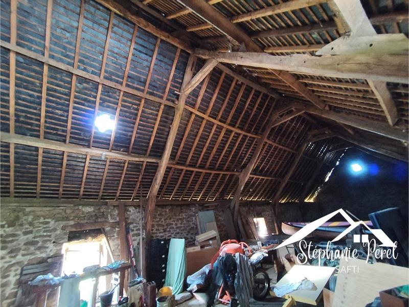 Maison - 332 m² - 2 pièces