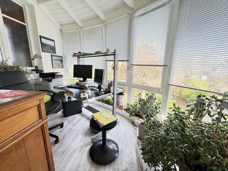 Maison - 180 m² - 7 pièces