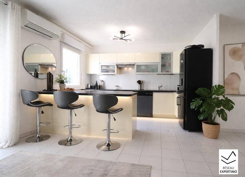 Appartement - 70 m² - 4 pièces